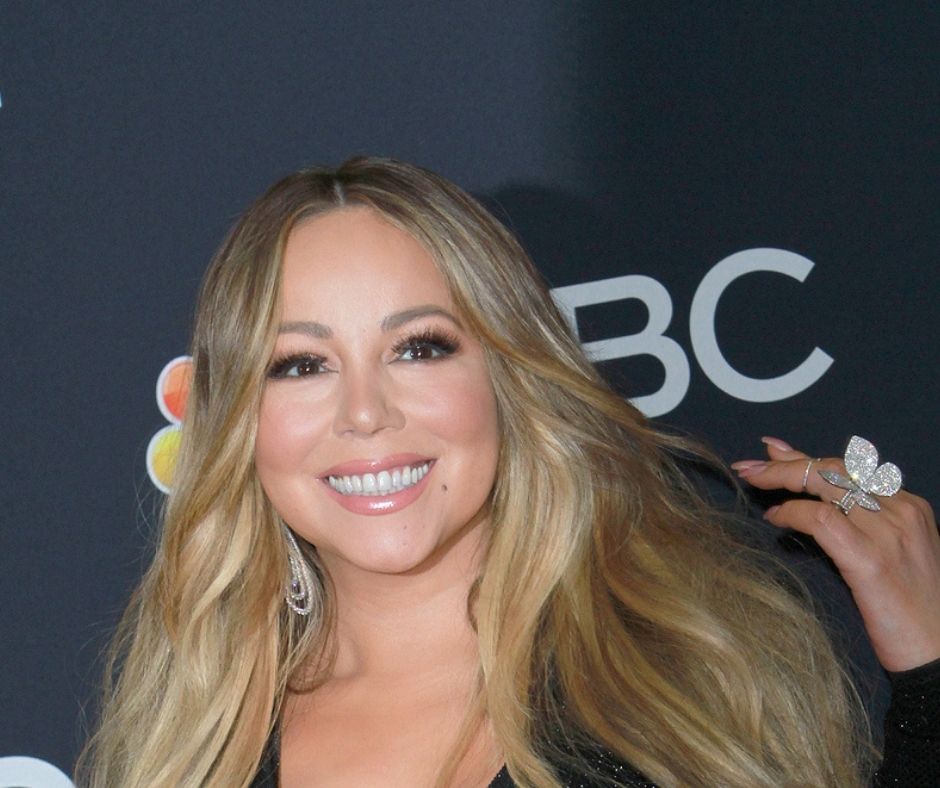 Mariah Carey's Height, Weight, Dating History, Body Measurements, Net Worth & More