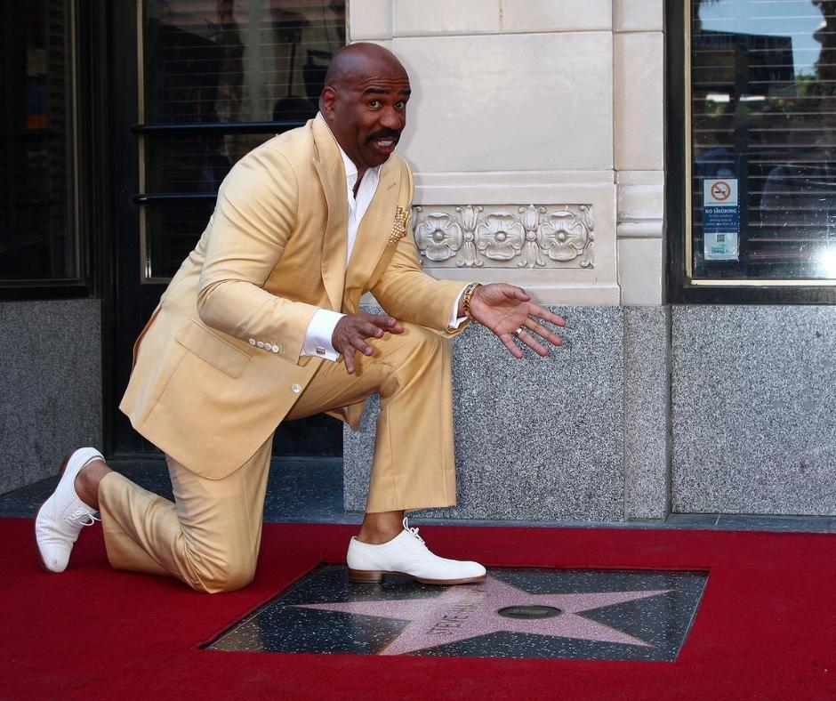 Steve Harvey’s Bio, Height, Weight, Measurements, Dating History, Wife, Net Worth, Age & More